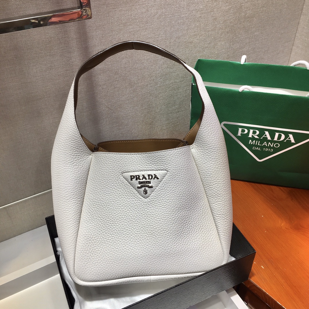 Pra*a leather handbag chalk white 1bc127 23 x 21 x 13 cm