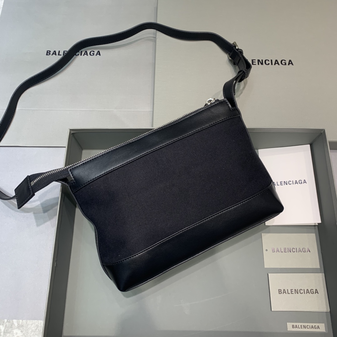 Ba1en*iaga leather trimmed canvas shoulder bag in black 26 x 7 x 19 cm
