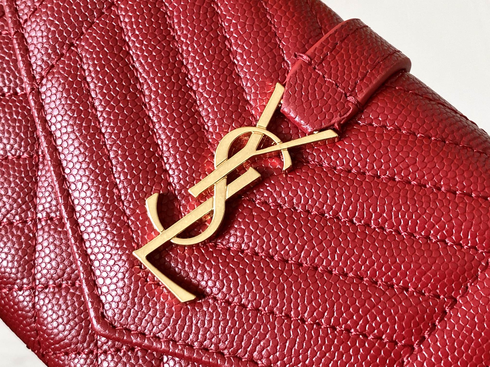 Y51 monogram small envelope wallet in mix quilted grained leather red 651026 13,5 x 9,5 x 3 cm