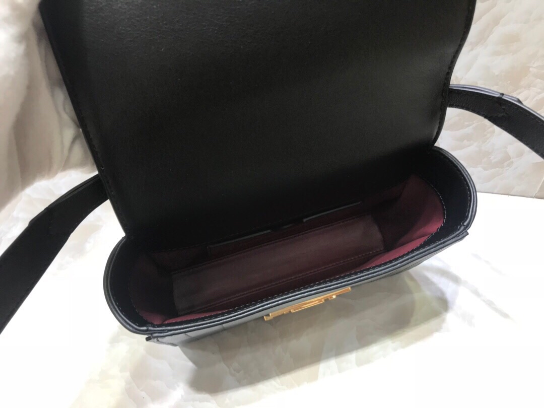 G1uenchy small eden bag black 19 × 14 × 5.5 cm