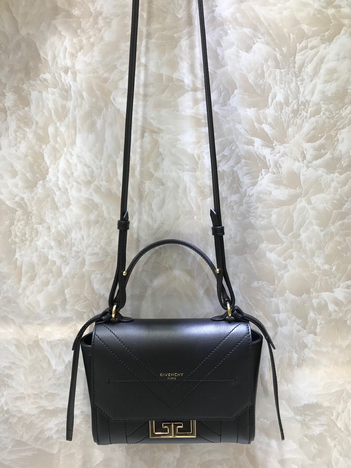 G1uenchy small eden bag black 19 × 14 × 5.5 cm