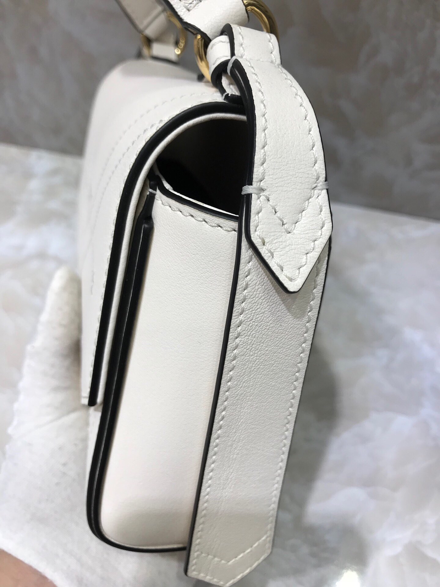 G1uenchy small eden bag white 19 × 14 × 5.5 cm