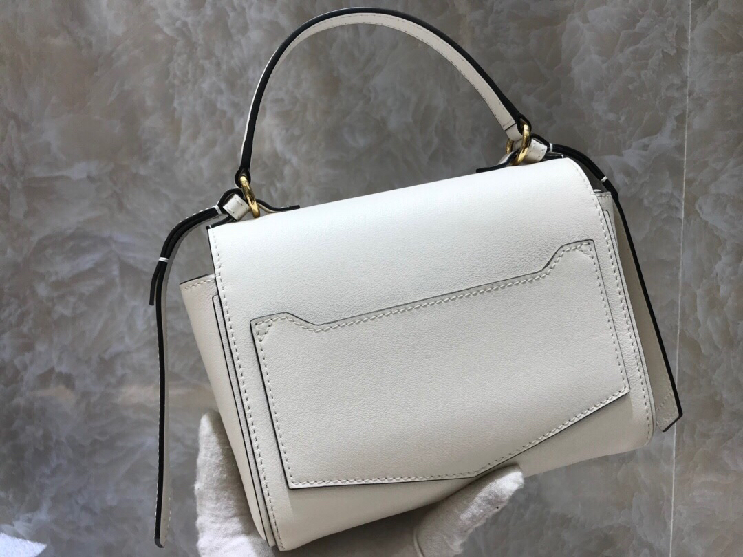 G1uenchy small eden bag white 19 × 14 × 5.5 cm