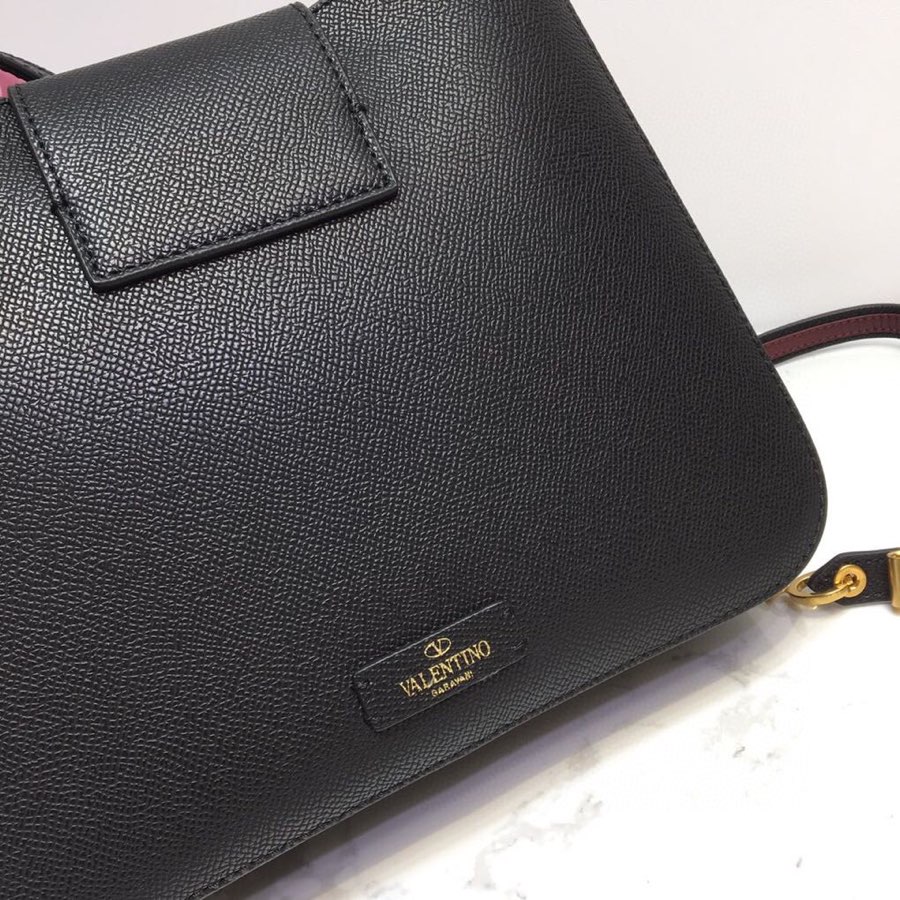 Va1e*ntin0 garavani vsling shoulder bag black wb0f17hfb 24 x 6 x 21 cm