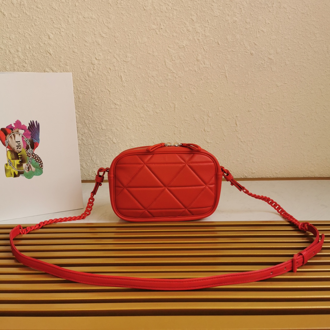 Pra*a spectrum shoulder bag quilted nappa leather red 1bh141 13.5 x 21 x 8 cm