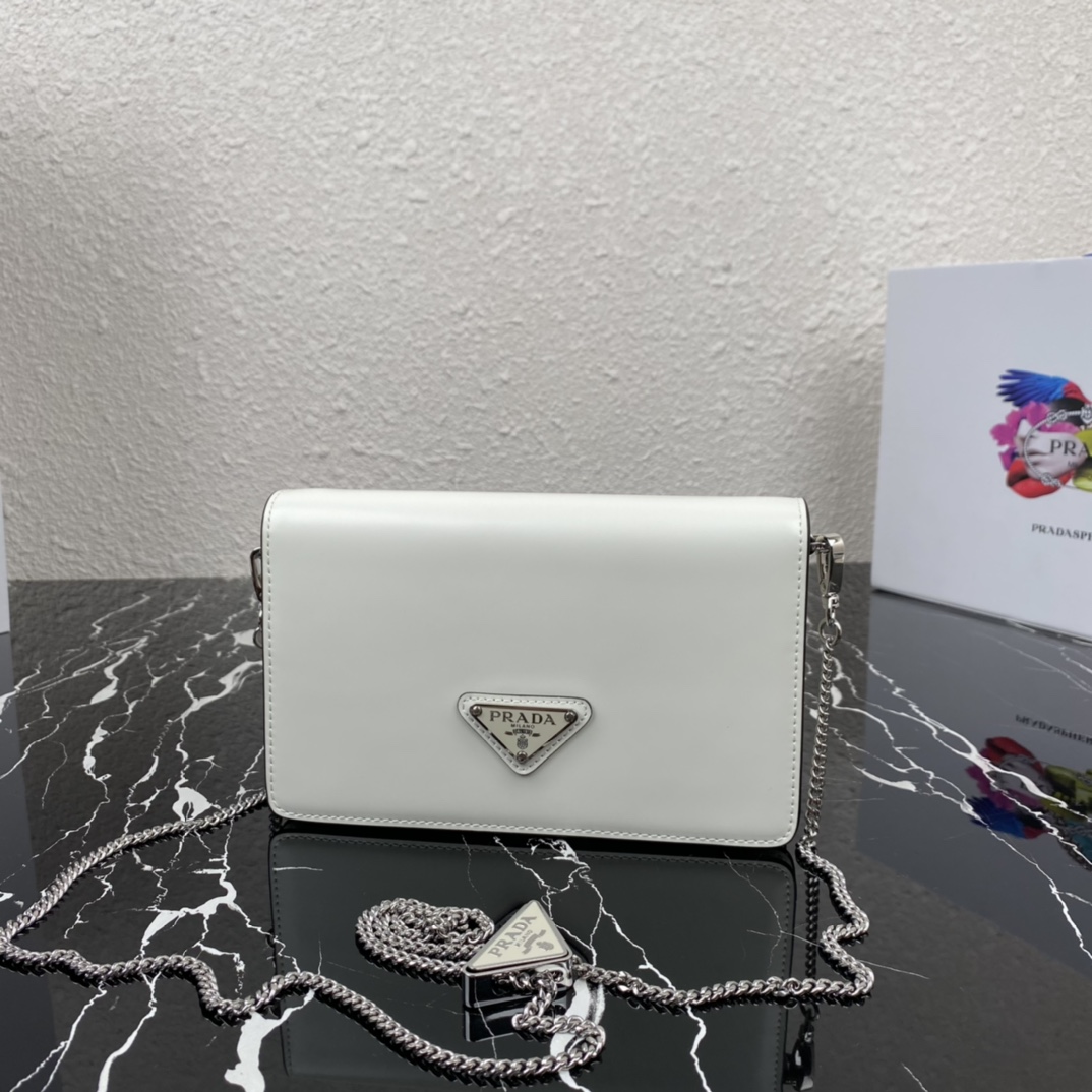 Pra*a brushed nappa leather shoulder bag chalk white 1bd307 19 x 10.5 x 3.5 cm