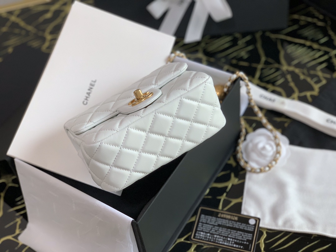 Ch**el small charm strap flap bag lambskin white as1786 13 x 18 x 7 cm