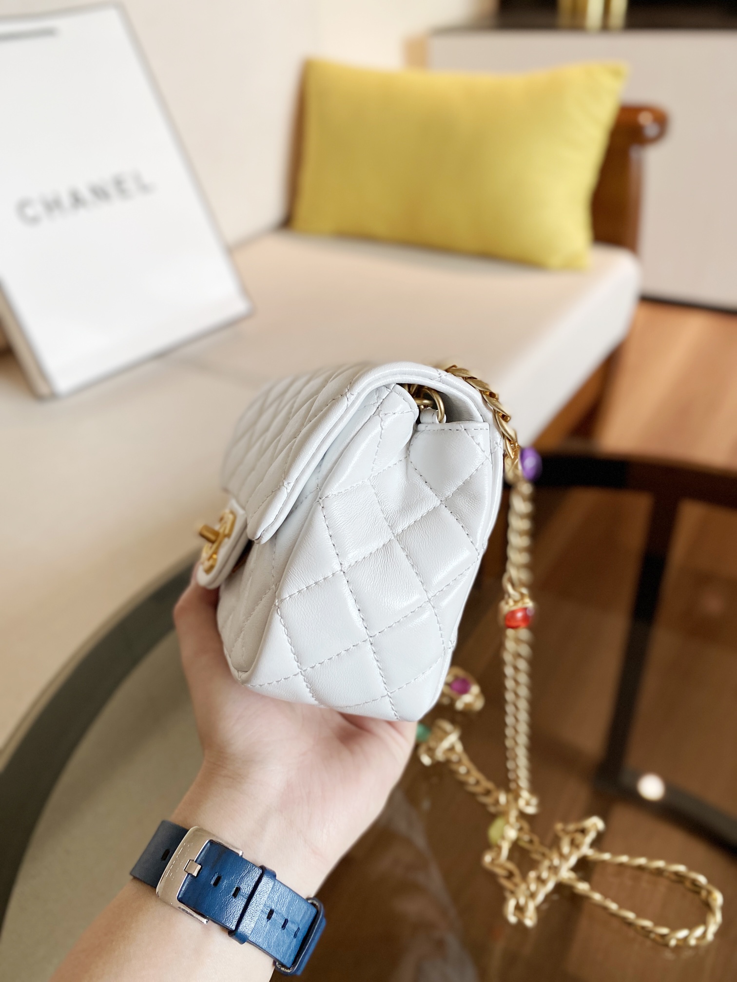 Ch**el mini square resin bag stones chain lambskin white as2379 13 x 17 x 7 cm