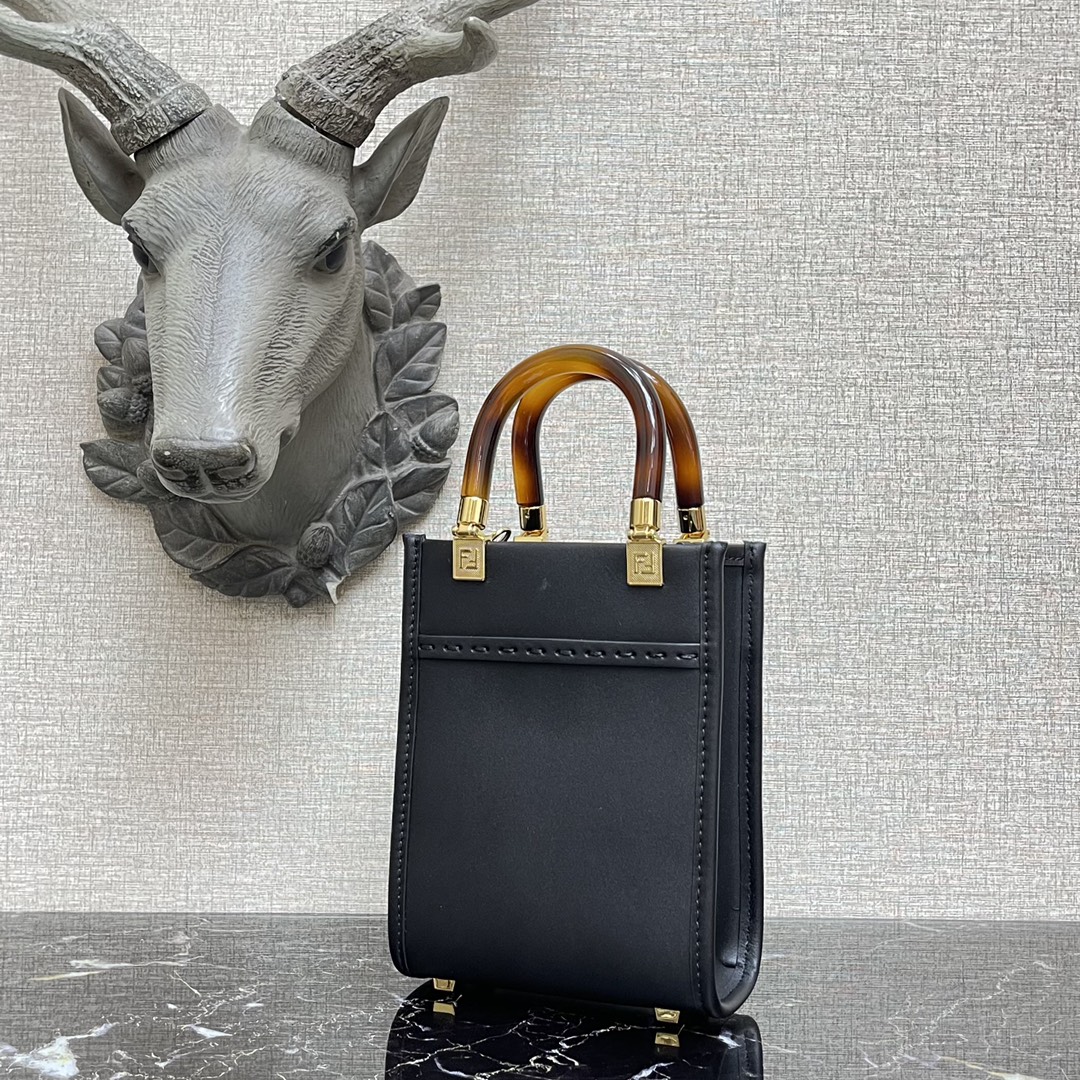 F**di mini sunshine shopper leather black 8bs051 13 x 18 x 6.5 cm