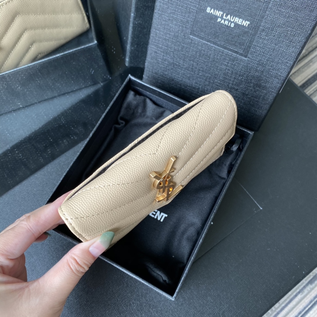 Y51 small monogram envelope wallet in grain de poudre embossed leather light beige 414404 13.5 x 9.5 x 3 cm