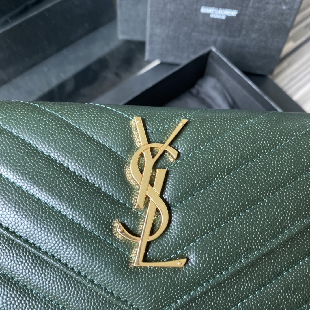 Y51 large monogram flap wallet in grain de poudre embossed leather green 372264 19 x 11 cm