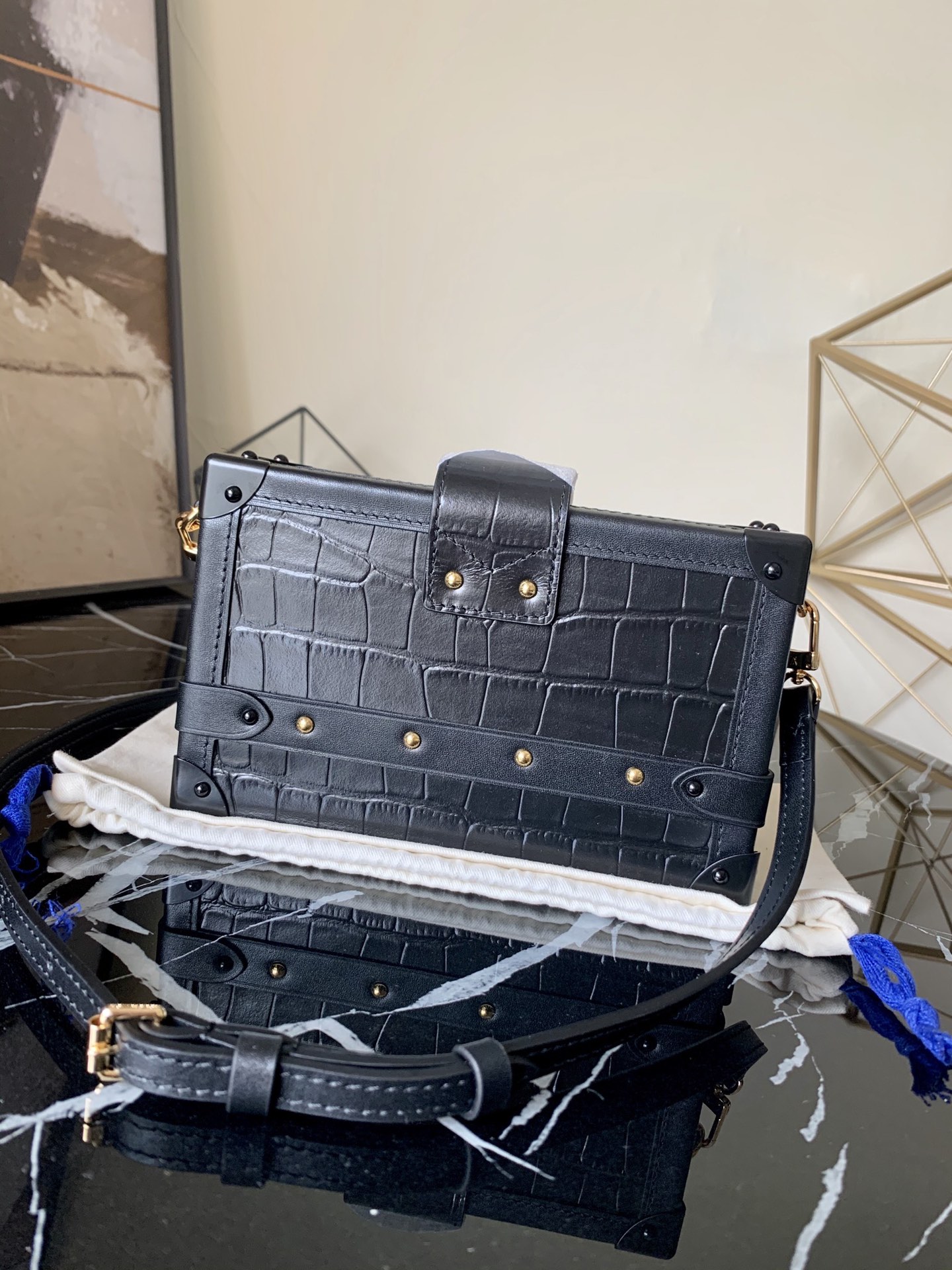 l0vis Vvtt0n petite malle crocodile leather black m44199 19 x 11.5 x 5 cm