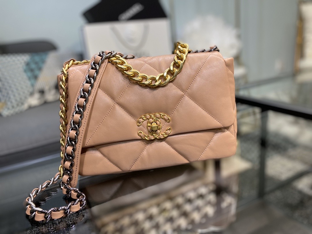 Ch**el 19 handbag lambskin peach as1160 26cm