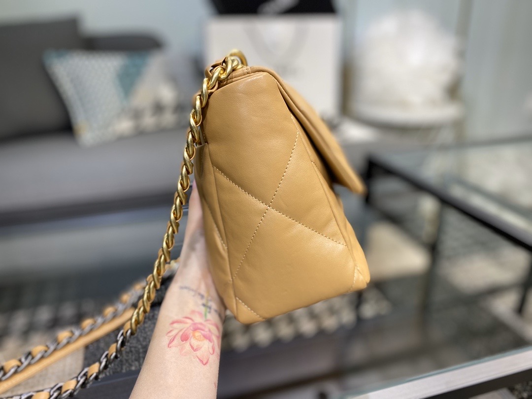 Ch**el large 19 handbag lambskin brown as1161 30cm