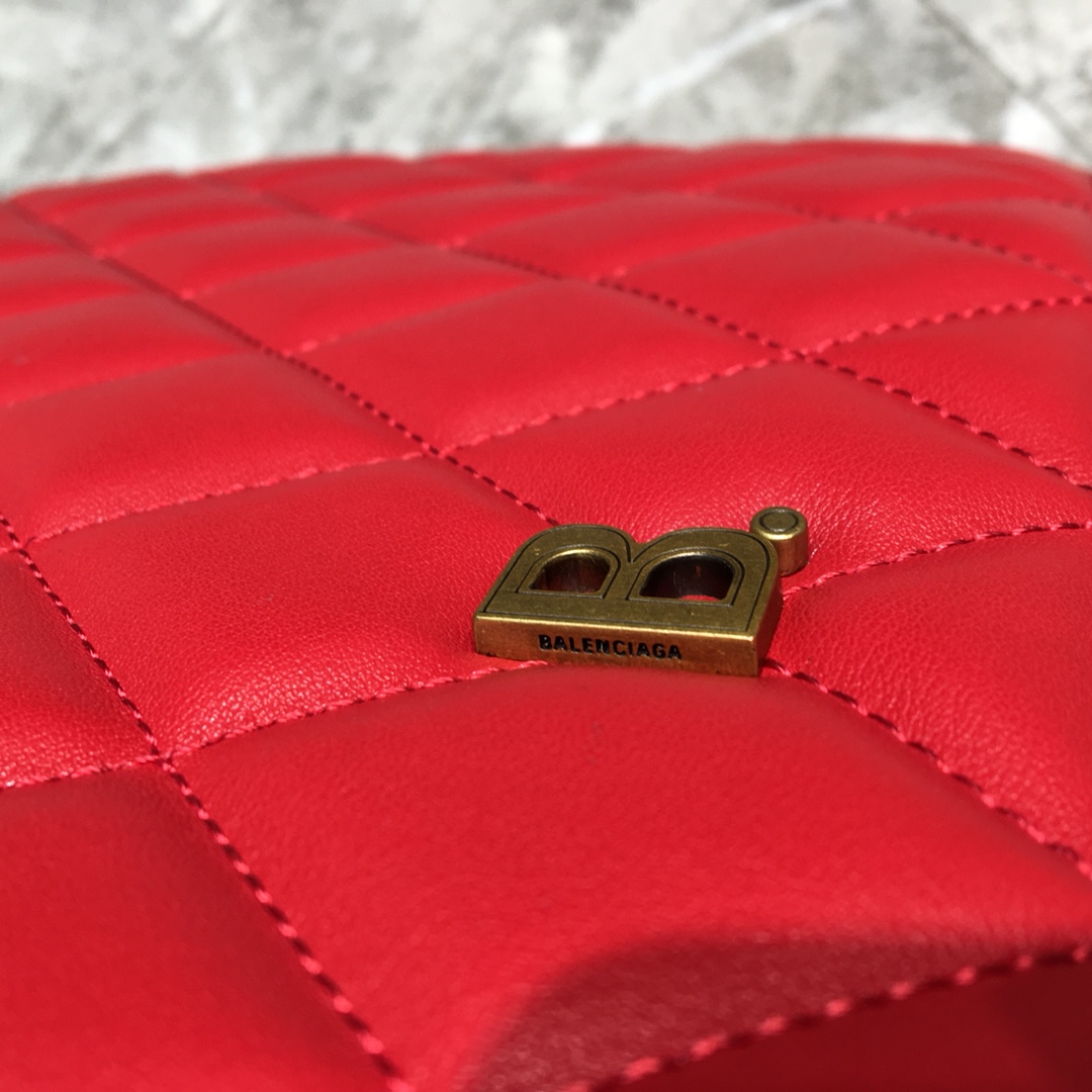 ba1en*iaga large buckle shoulder bag d1am0nd pattern leather G01den metal red 37 x 8 x 29 cm