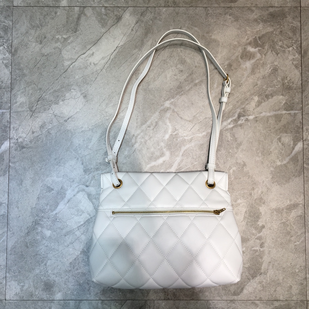 ba1en*iaga small buckle shoulder bag d1am0nd pattern leather G01den metal white 25 x 9 x 20 cm