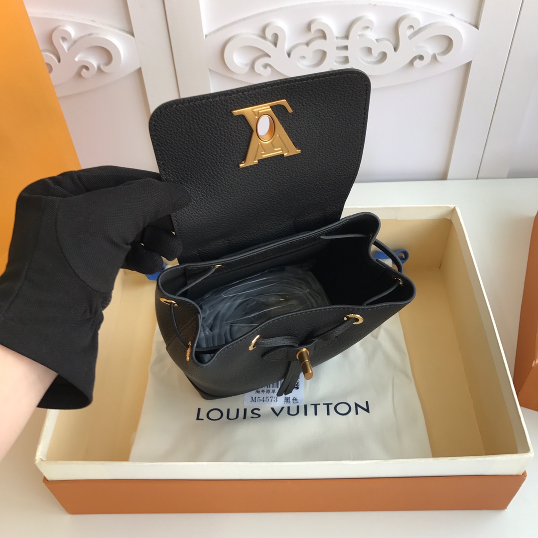 l0vis vvtt0n mini lockme backpack calfskin leather G01den metal black m54573 16 x 19.4 x 10 cm
