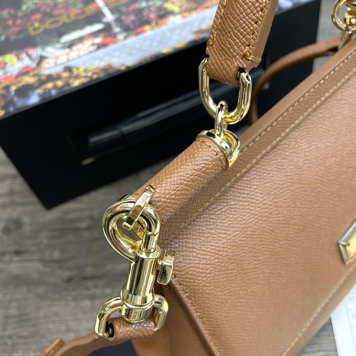 d01ce&Gab*a*a small dauphine leather sicily bag brown bb4825a1001 20 x 9.5 x 14 cm