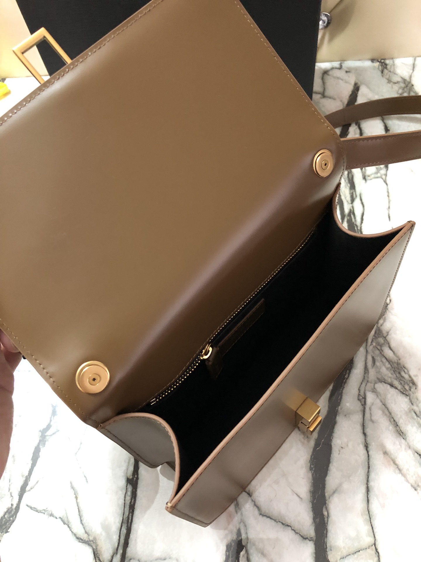 y51 le carre satchel in box leather bR1ck 6332141 23 x 17.5 x 6.5 cm