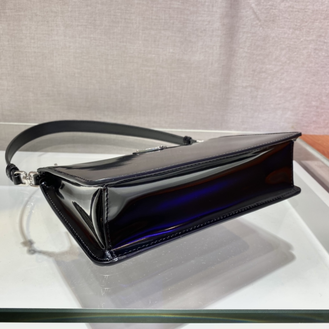 Pra*a mini saffiano leather bag black 1bc155 20 x 12 x 5.5 cm