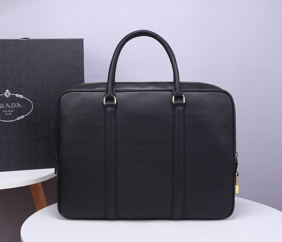 pra*a briefcase grained cowhide leather G01den metal black 8017 40 x 30 x 9 cm