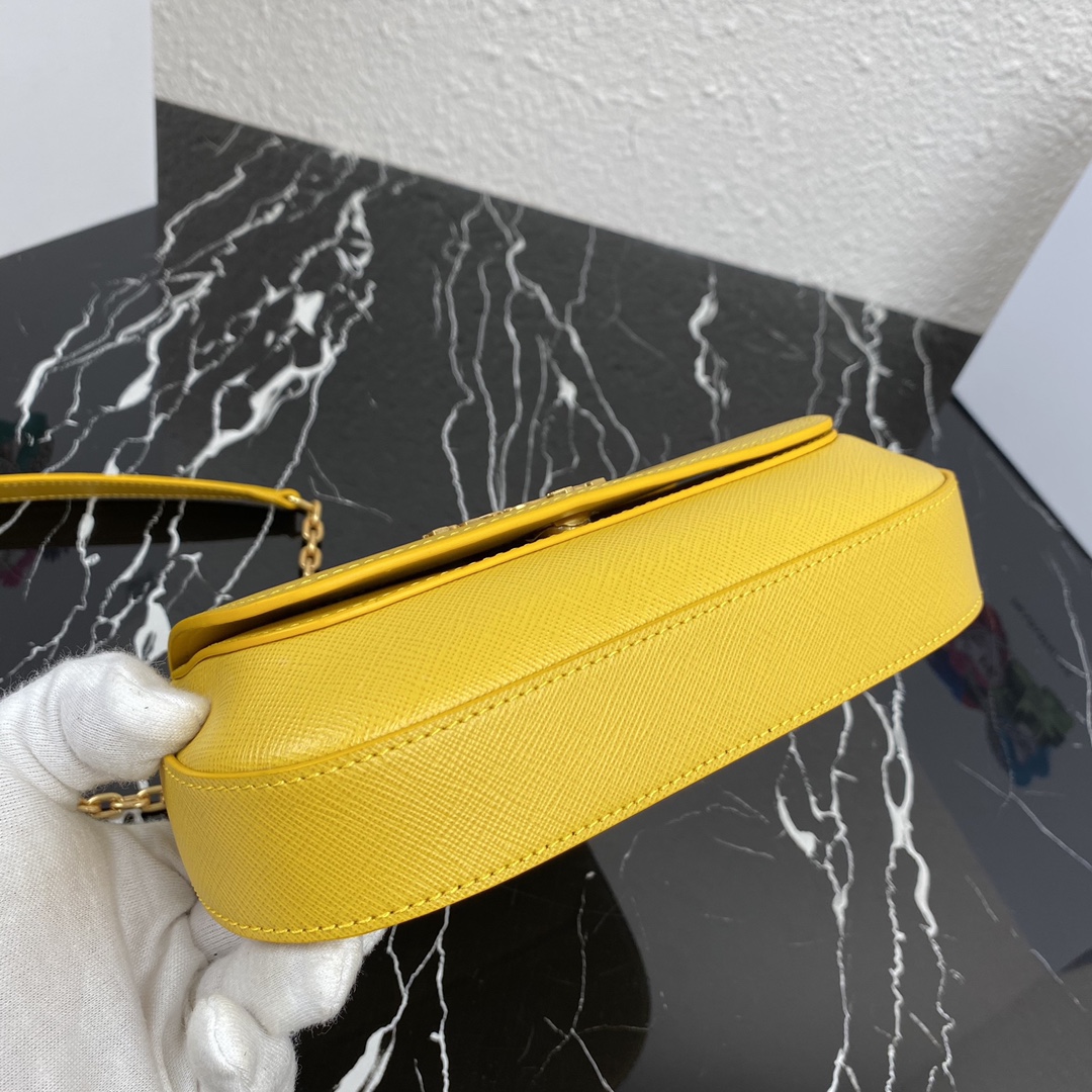 pra*a saffiano leather shoulder bag G01den metal yellow 1bd275 22 x 14 x 6.5 cm