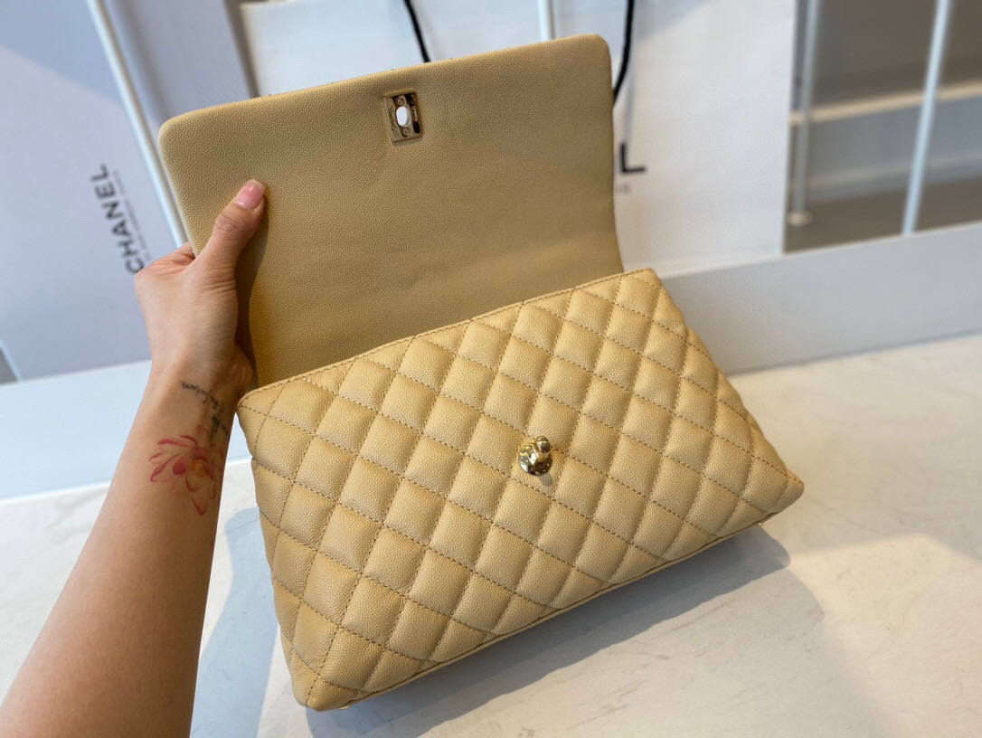 Ch**el small coco handle bag grained leather light beige a92991 28 cm