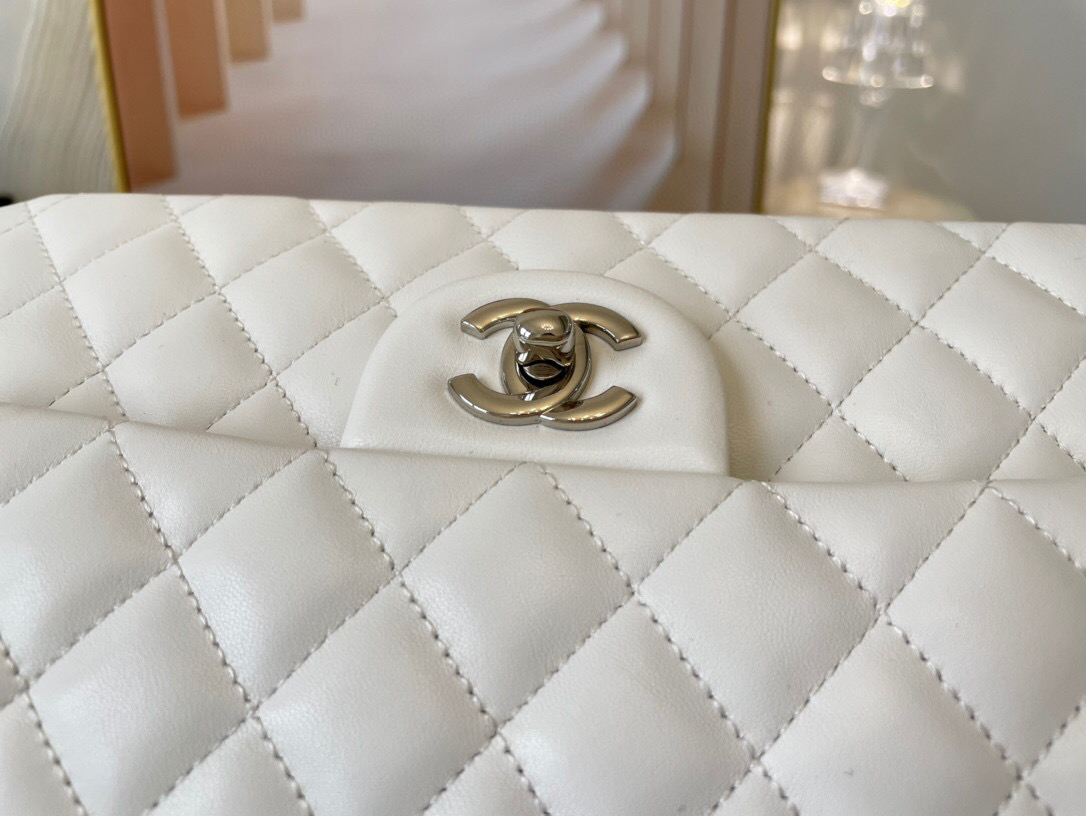 Ch**el classic flap bag white lambskin sliver chain a01112 25.5cm