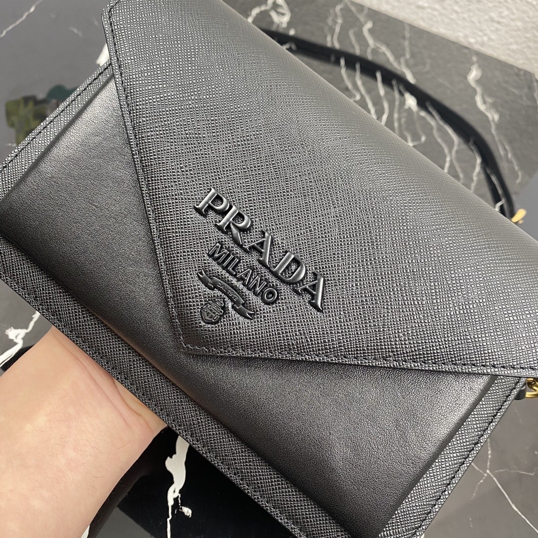 Pra*a mini saffiano leather bag black 1bp020 20 x 12 x 4 cm