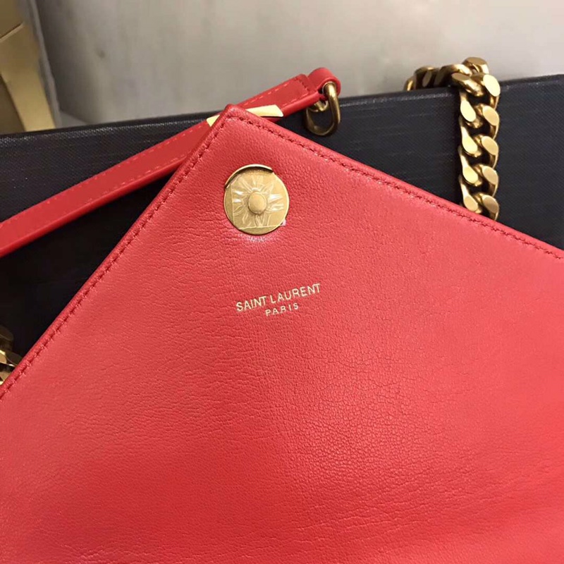 Y51 medium college in matelassÉ leather red 600279 24 x 17 x 7 cm