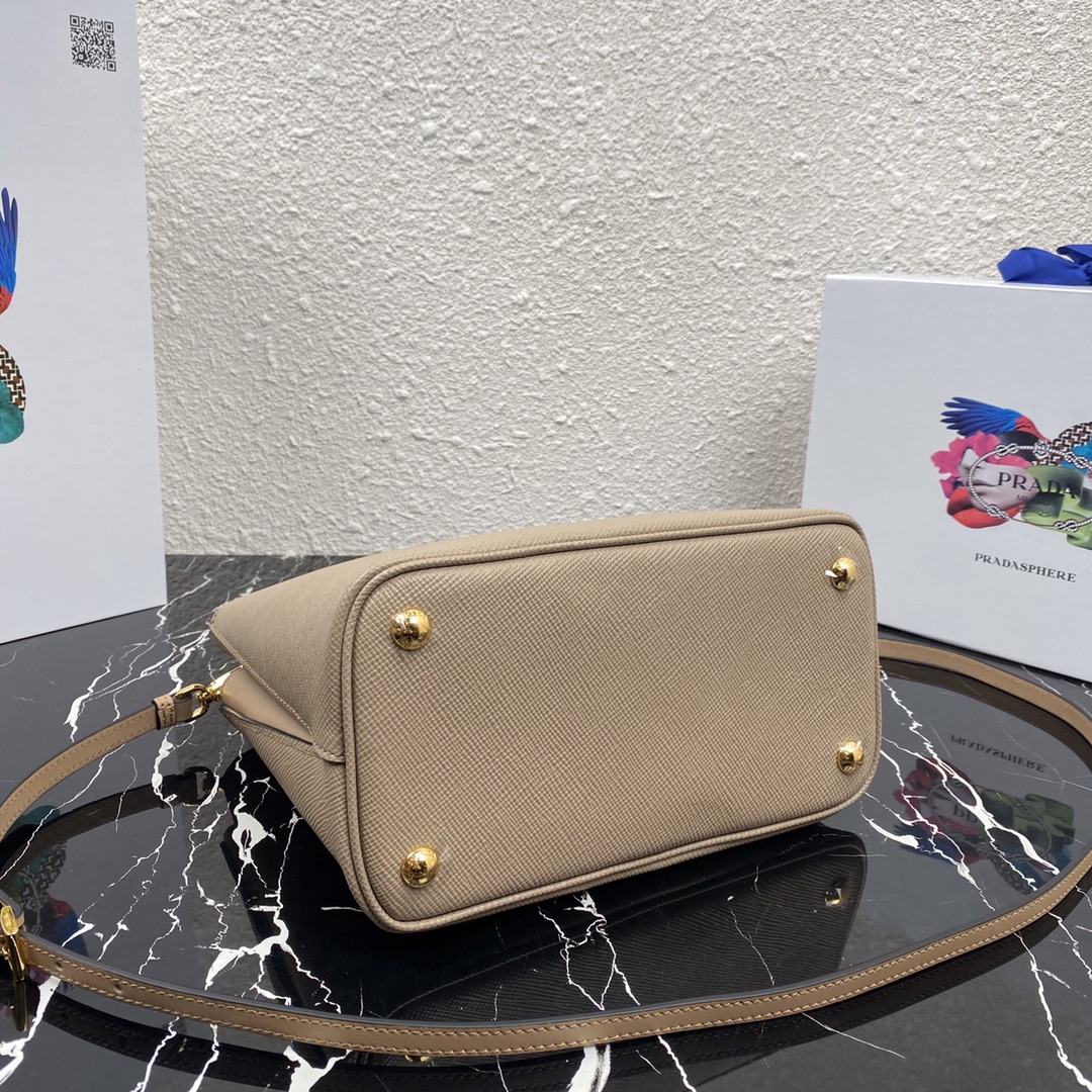 Pra*a saffiano leather tote beige 1bn012 24 × 20 × 12.4 cm