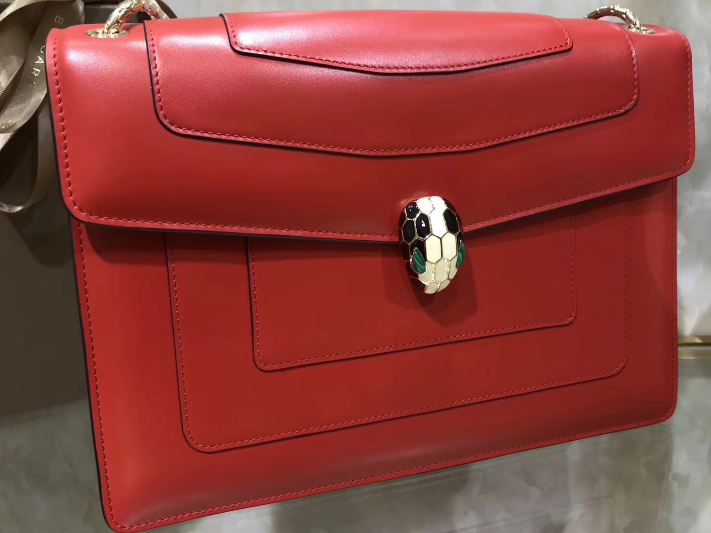 Bv1g*ai serpenti forever shoulder bag leather red 280153 28 x 19 x 8 cm