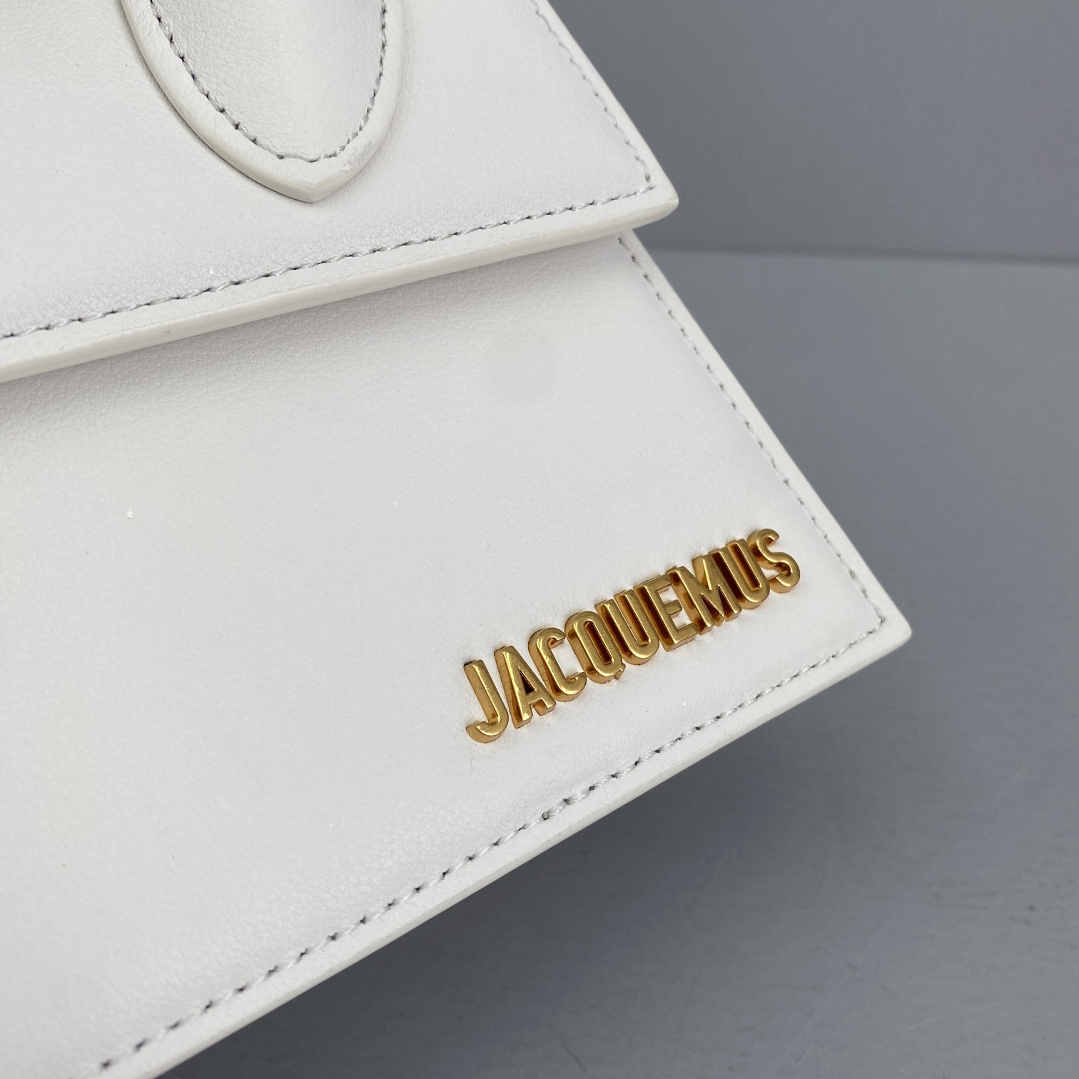 Ja*qvemvs small le chiquito leather white 213ba02 18 x 15.5 x 8 cm