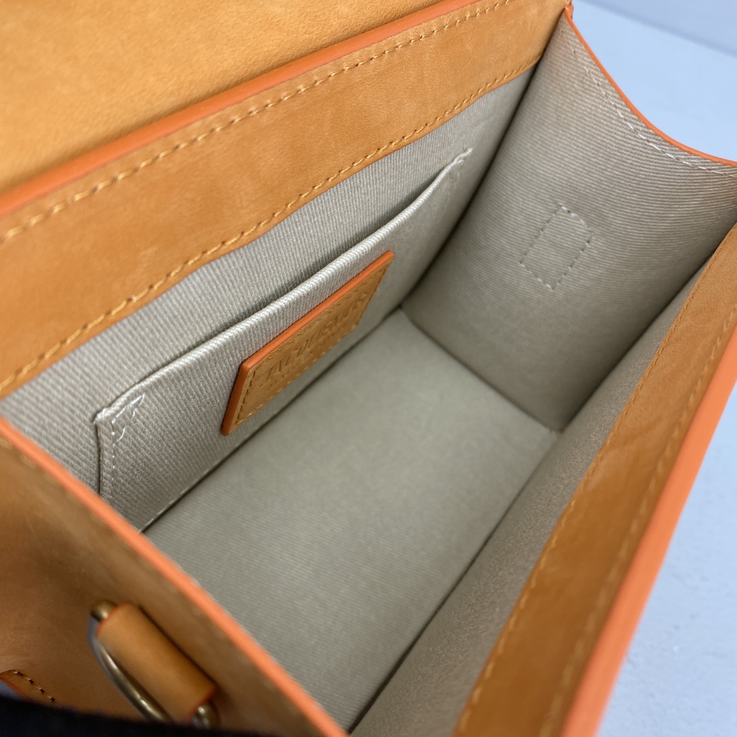 Ja*qvemvs small le chiquito leather brown 213ba02 18 x 15.5 x 8 cm