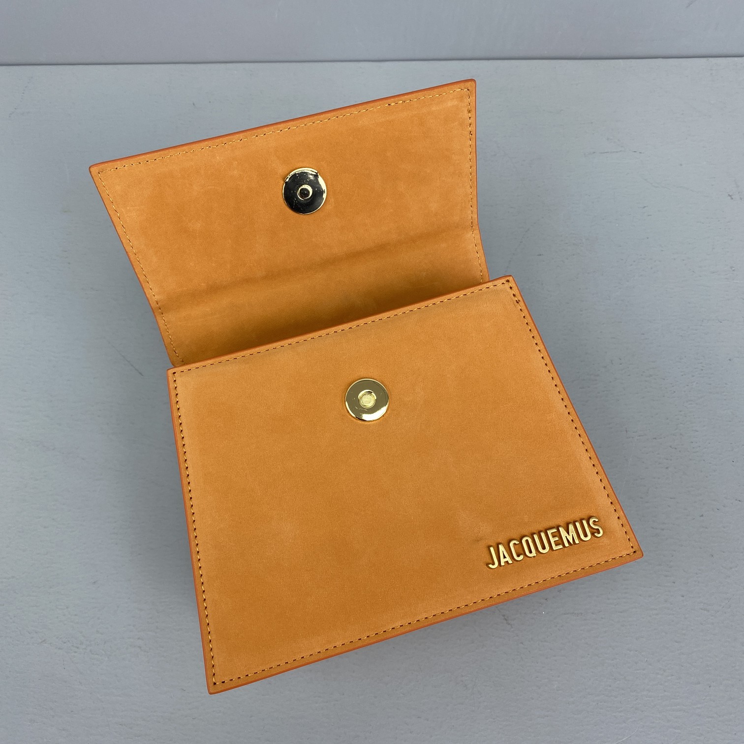 Ja*qvemvs small le chiquito leather brown 213ba02 18 x 15.5 x 8 cm