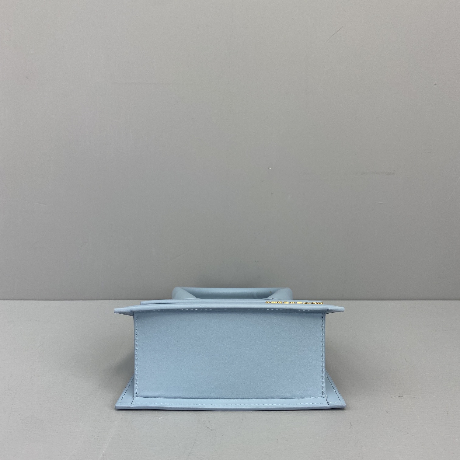 Ja*qvemvs small le chiquito leather light blue 213ba02 18 x 15.5 x 8 cm