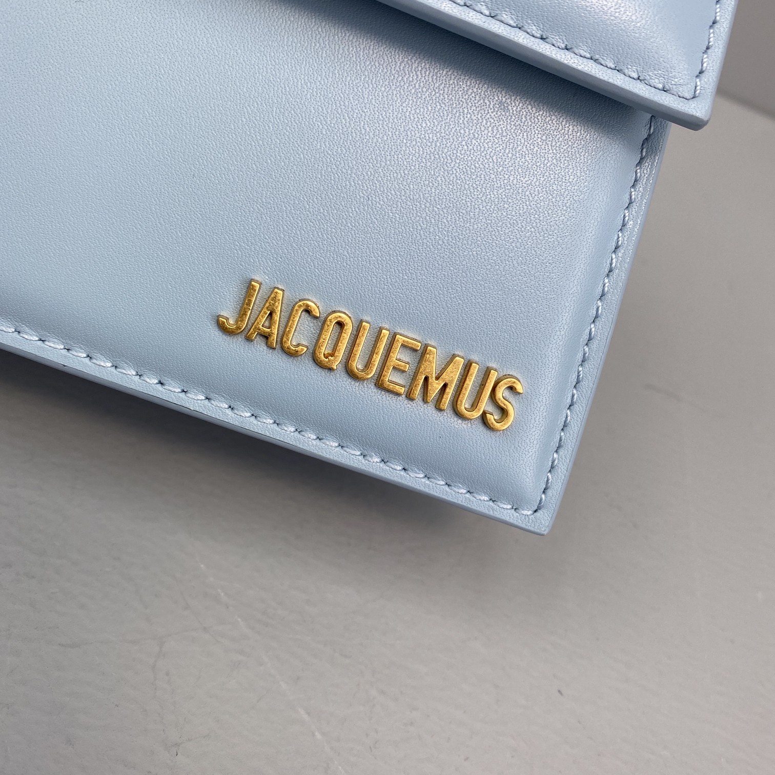 Ja*qvemvs small le chiquito leather light blue 213ba02 18 x 15.5 x 8 cm