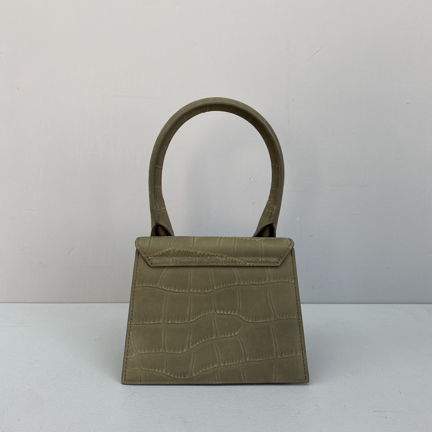Ja*qvemvs small le average chiquito crocodile leather dark green 213ba02 18 x 15.5 x 8 cm