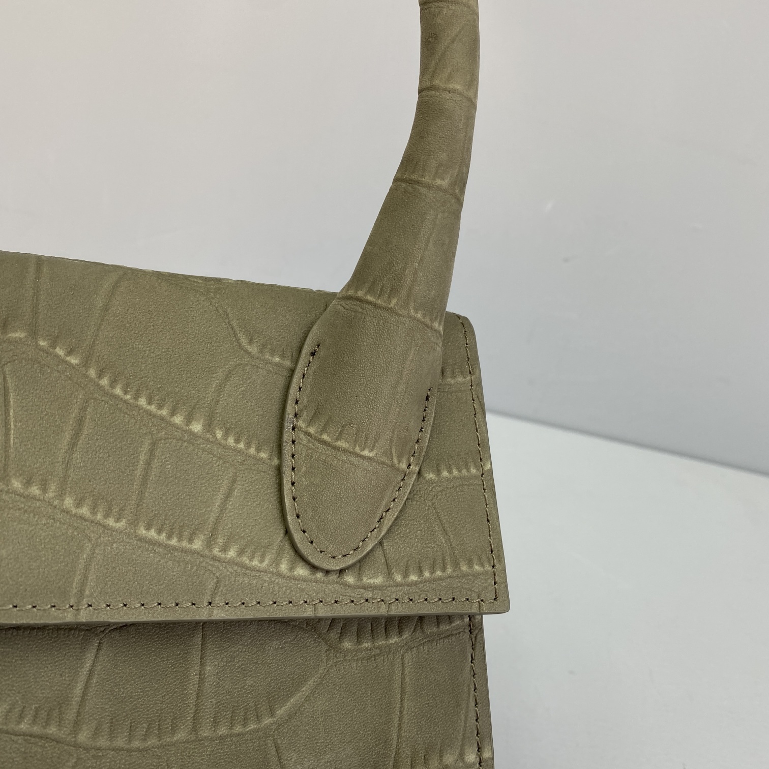 Ja*qvemvs small le average chiquito crocodile leather dark green 213ba02 18 x 15.5 x 8 cm