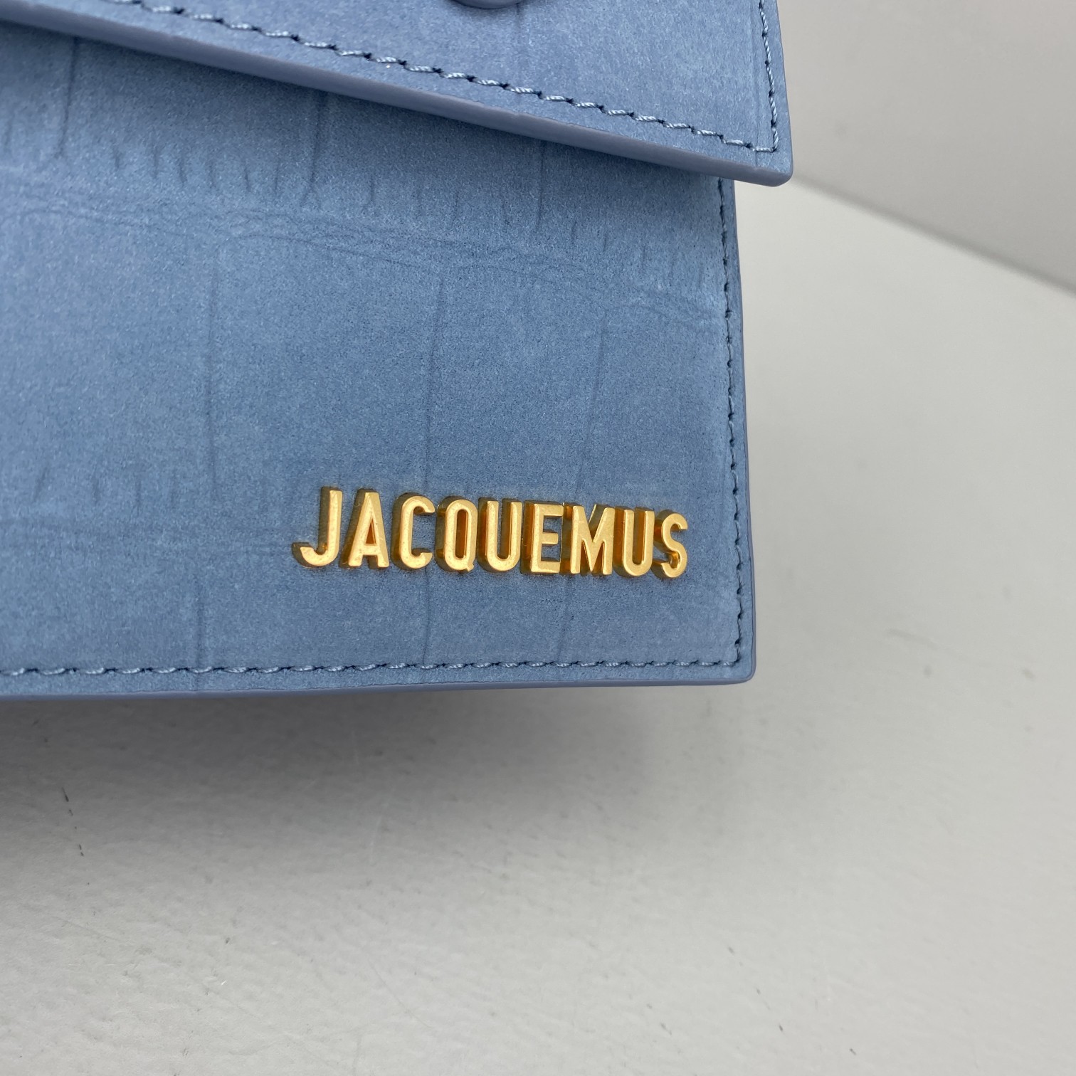Ja*qvemvs small le average chiquito crocodile leather blue 213ba02 18 x 15.5 x 8 cm