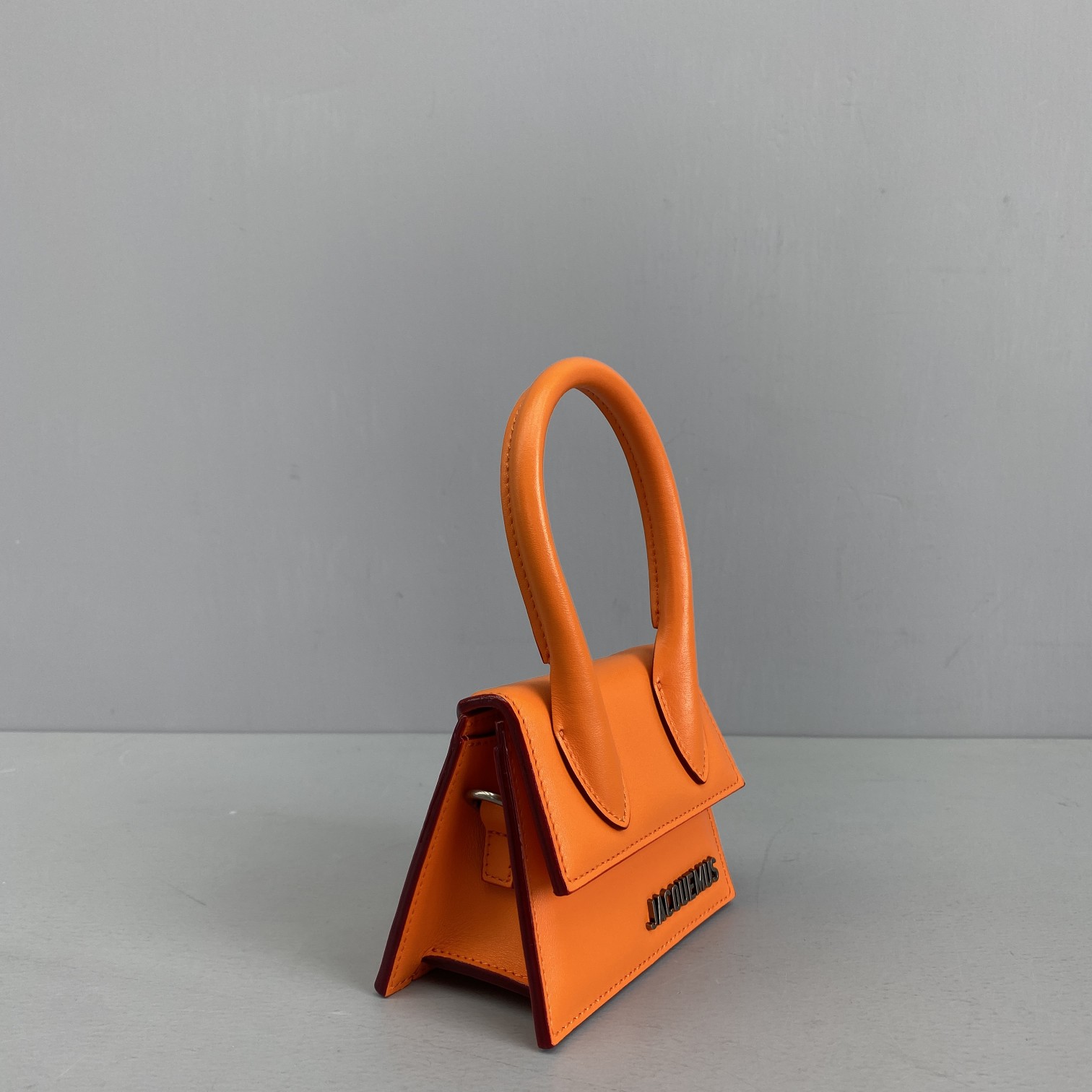 Ja*qvemvs le chiquito mini leather bag orange 213ba01 12 x 8 x 5 cm