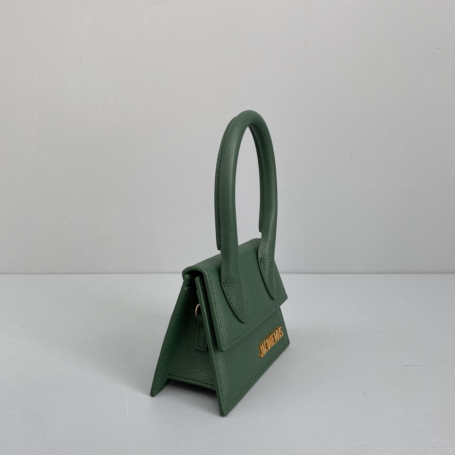Ja*qvemvs le chiquito mini leather bag green 213ba01 12 x 8 x 5 cm