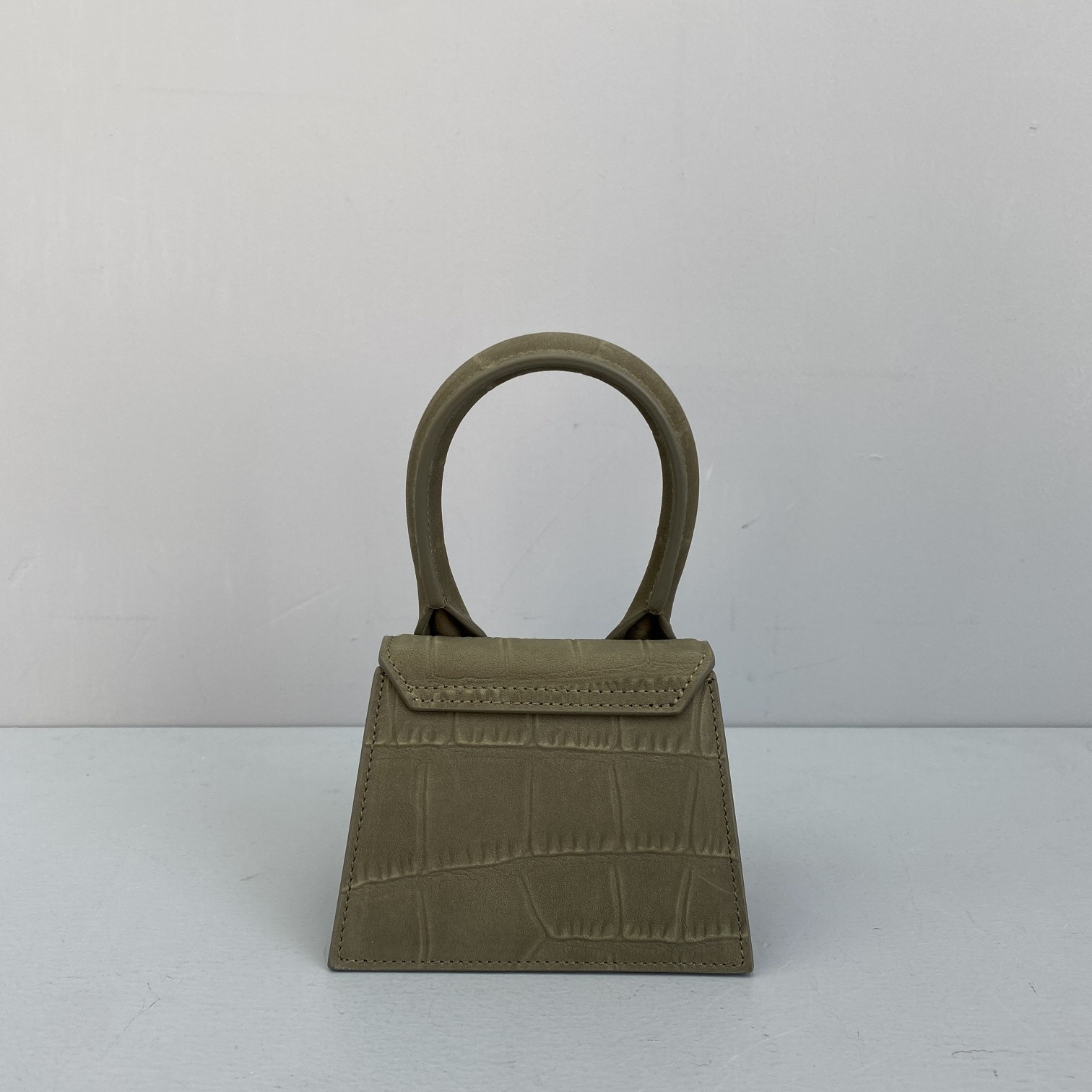 Ja*qvemvs le chiquito mini crocodile leather bag dark green 213ba01 12 x 8 x 5 cm