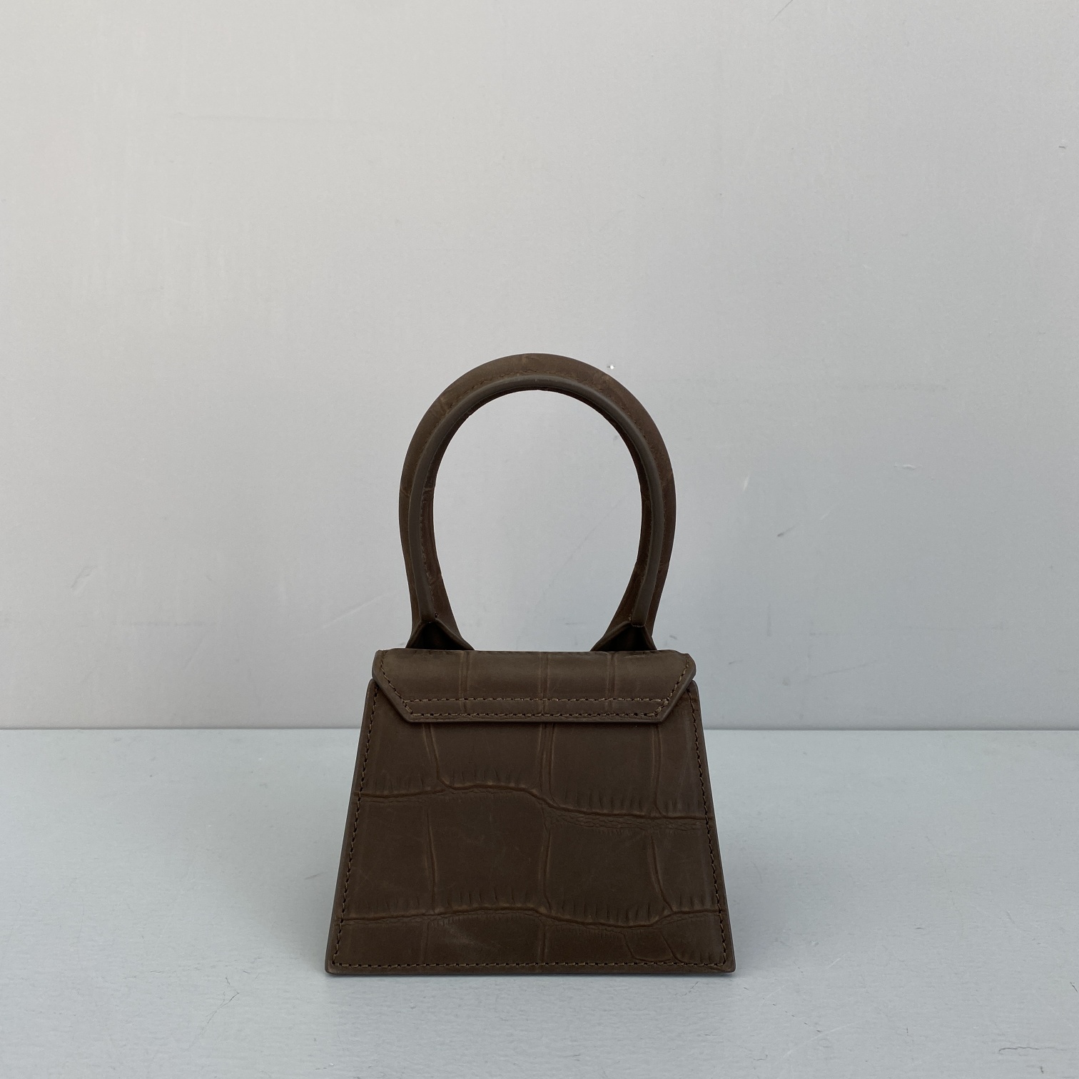 Ja*qvemvs le chiquito mini crocodile leather bag dark brown 213ba01 12 x 8 x 5 cm