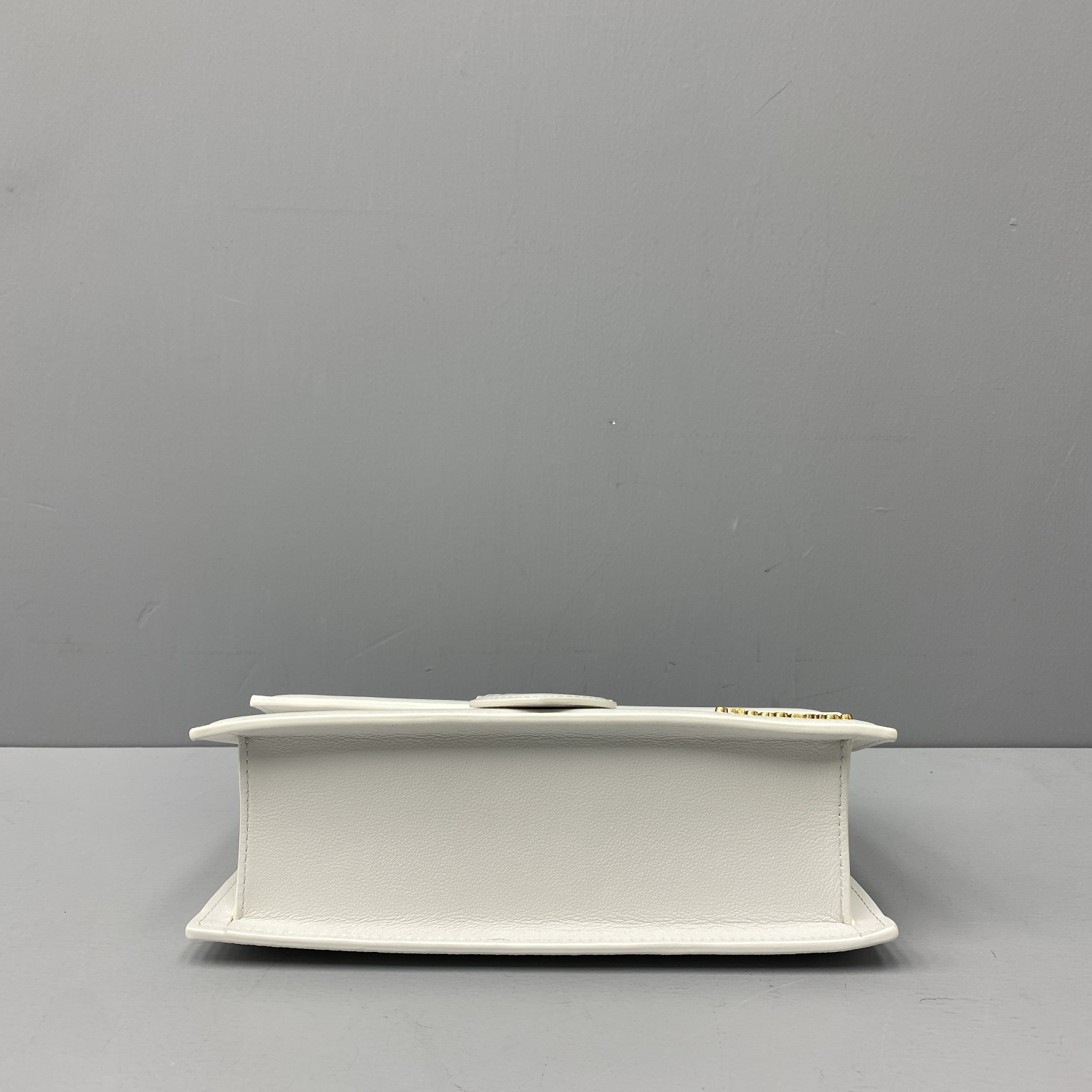 Ja*qvemvs le grand bambino leather white 213ba07 24 x 13 x 7 cm