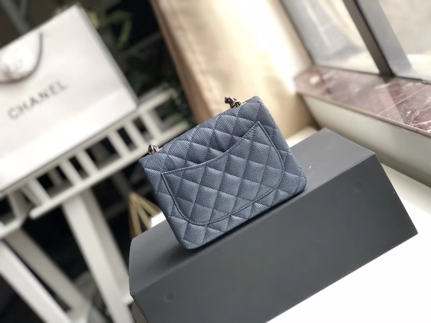 ch**el mini flap bag caviar G01den metal dark blue a35200 17cm