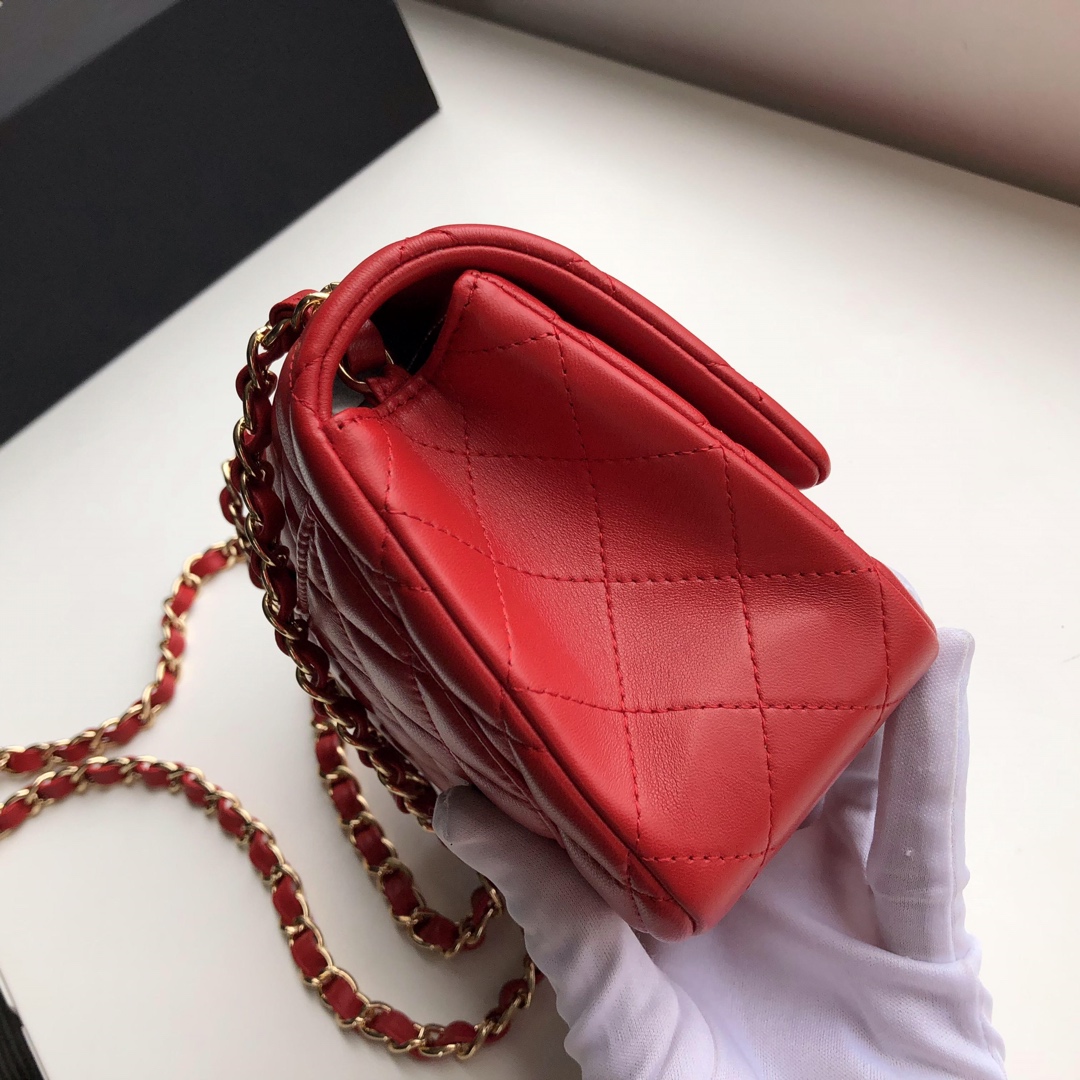 ch**el mini flap bag lambskin G01den metal red a35200 17cm