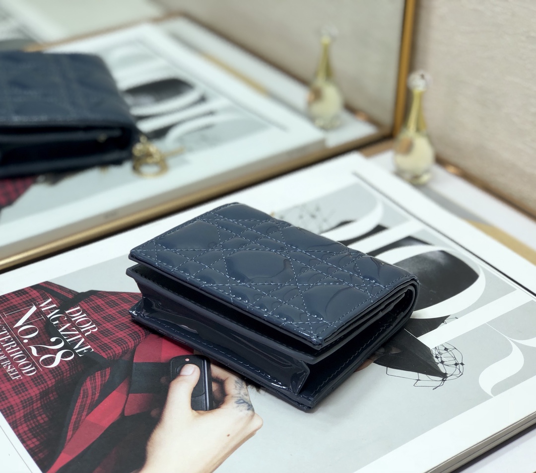 D10r small wallet patent cannage calfskin blue 11 x 9 cm