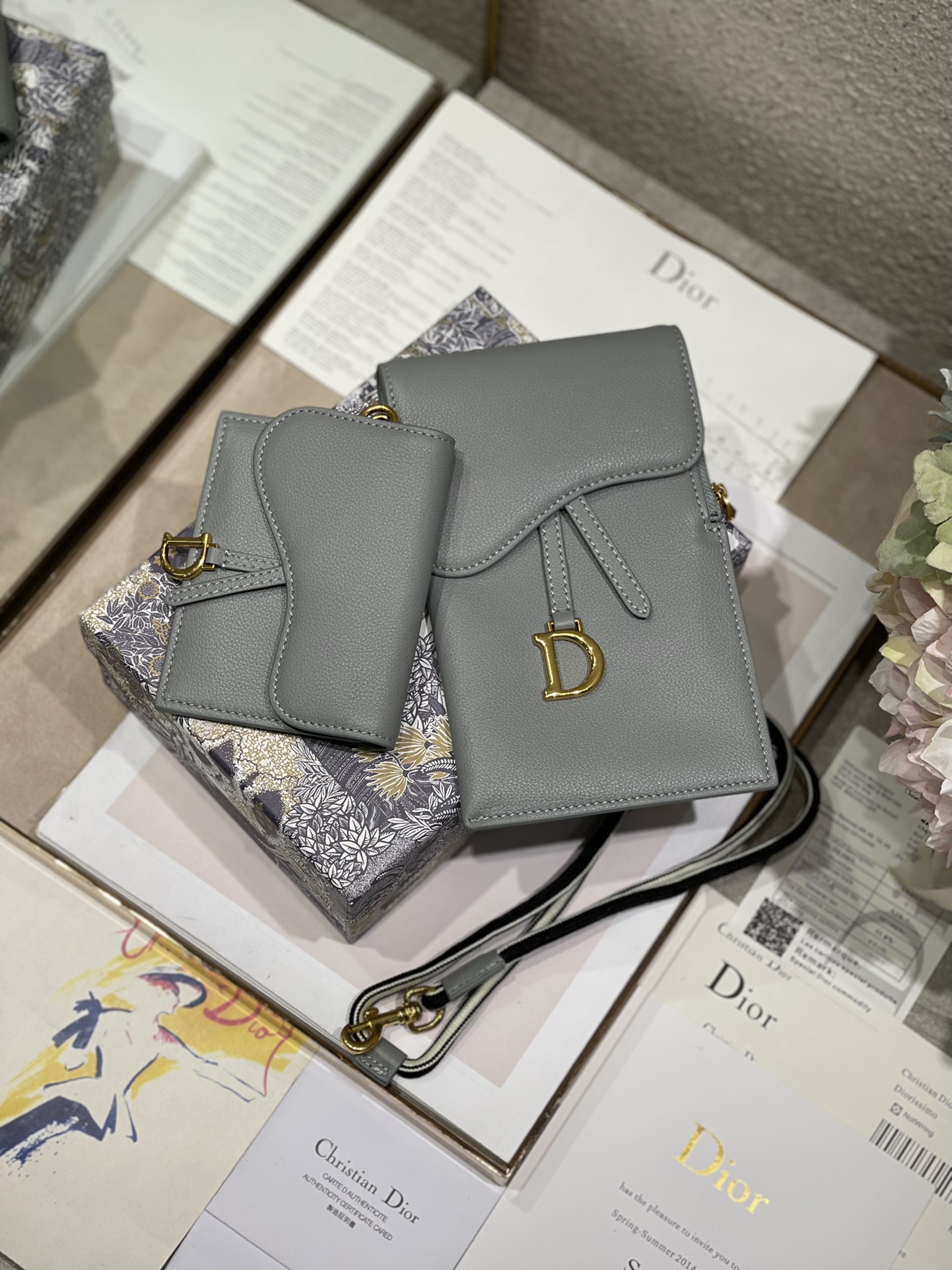 D10r saddle multifunction pouch leather gray 18.5 x 12 x 7.5 cm