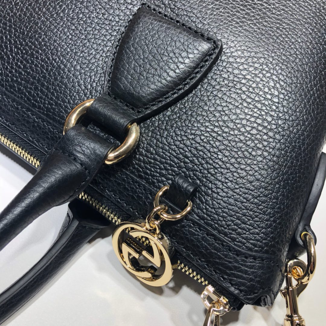 Gvc*1 convertible straight leather black 449659 30 x 22 x 12 cm